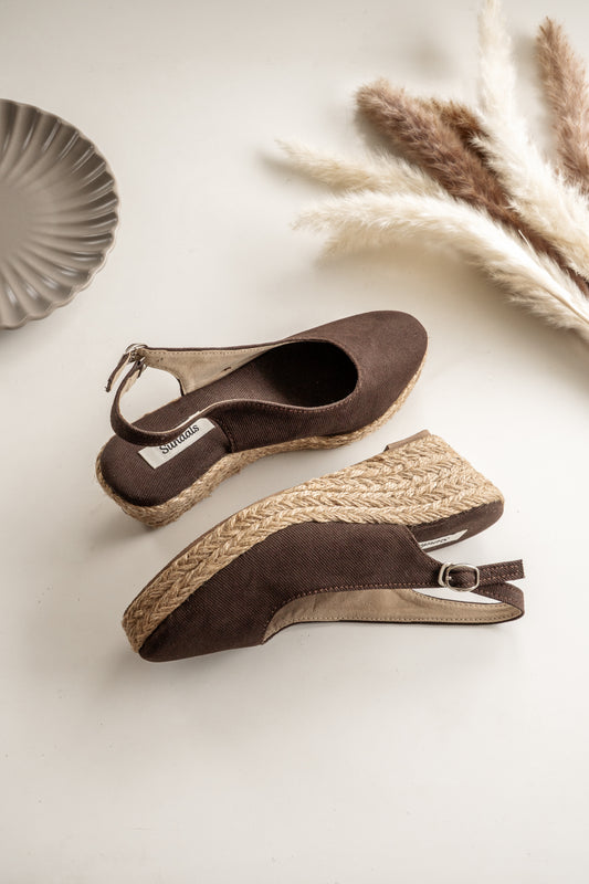 Lora Abaca Wedges