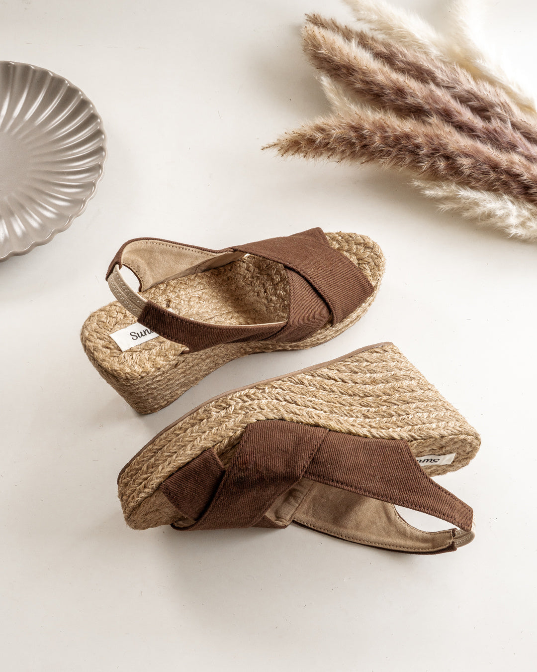 Maya Abaca Wedge