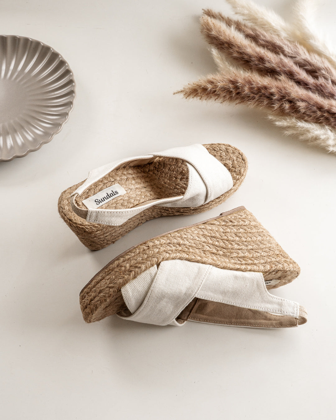 Maya Abaca Wedge
